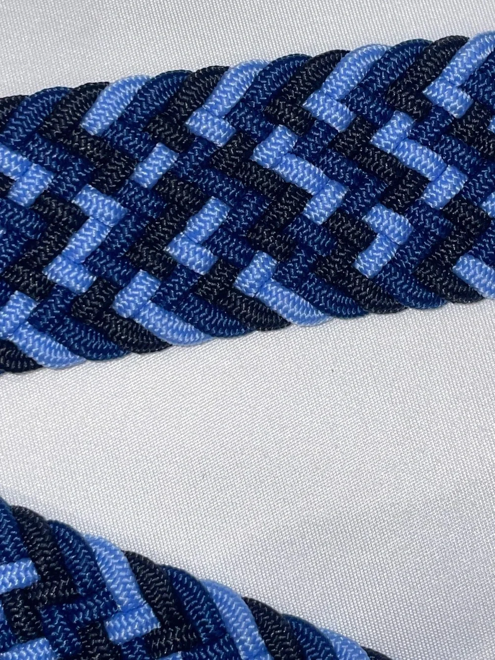 Vineyard Vines Performance Bungee Belt. Large